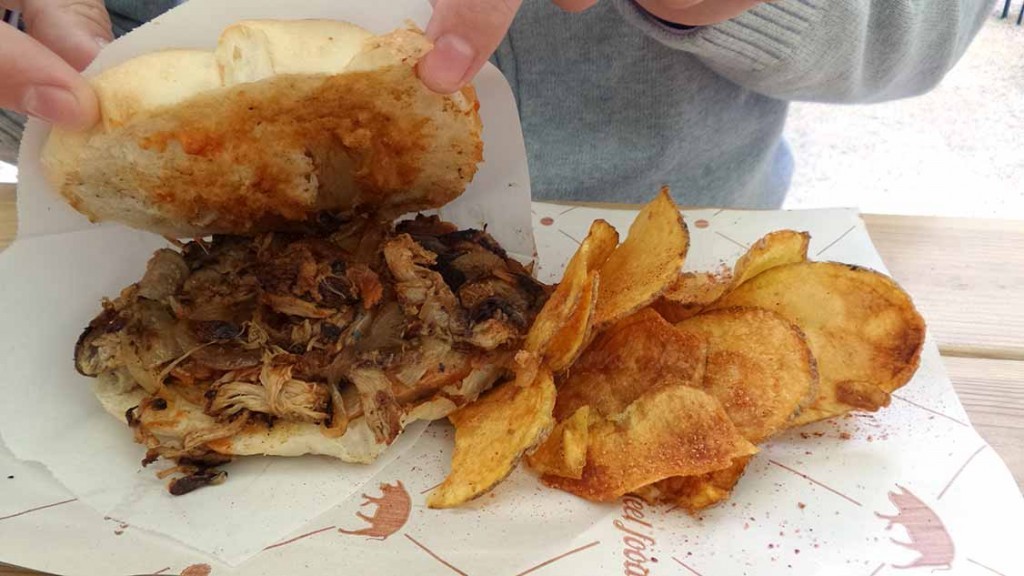 Karaván Streetfood Budapest - Mangalica és társai
