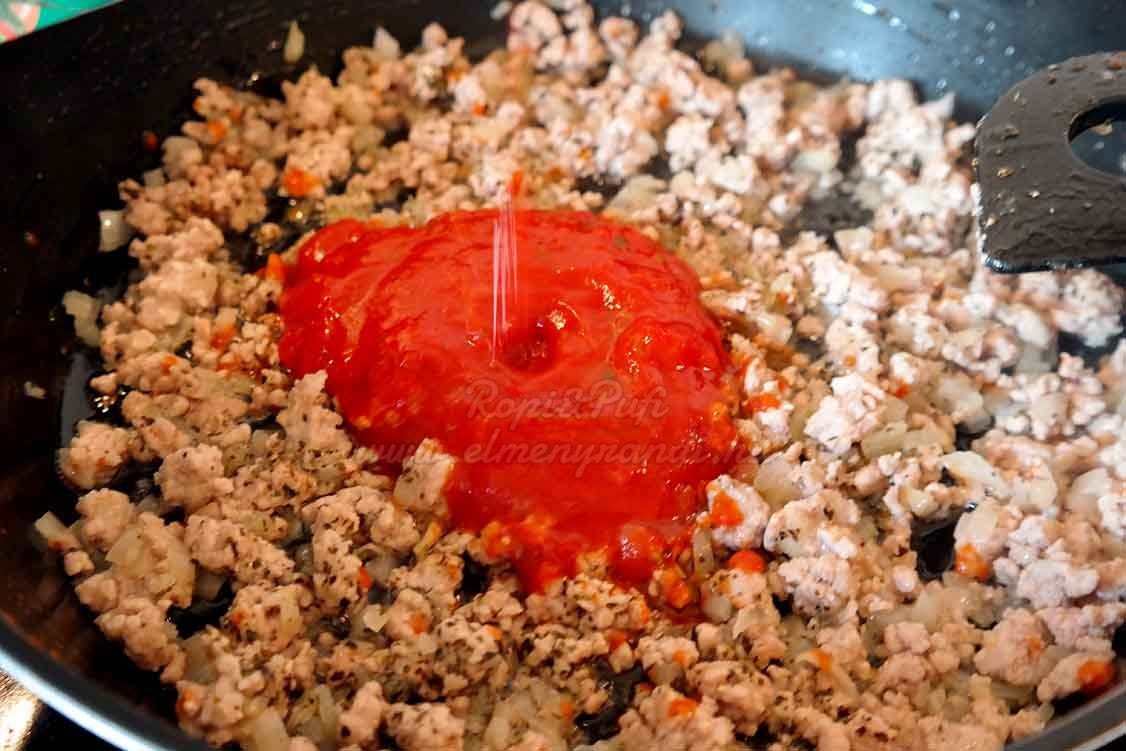 Lasagne - paradicsomos mártás