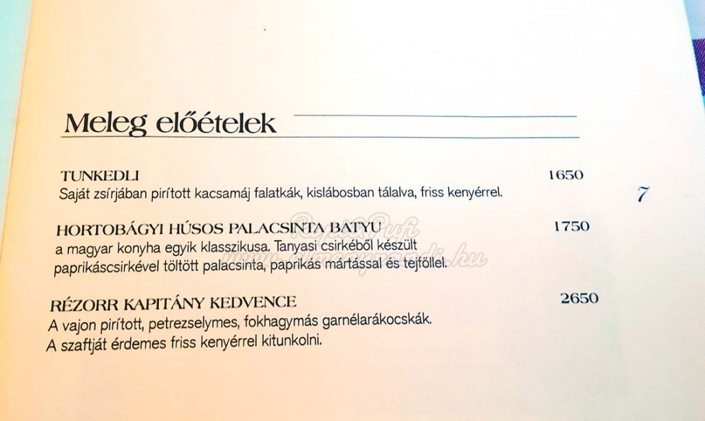 itt ugyan nem látható, de egyik kedvencünk a kabinos kedvence